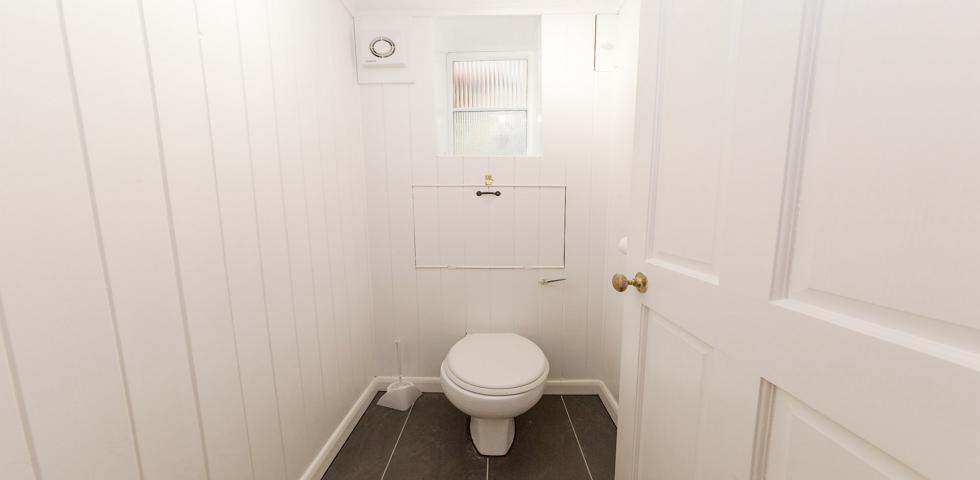 			PRIVATE PATIO GARDEN, 2 Bedroom, 1 bath, 1 reception Apartment			 Denning Road , HAMPSTEAD